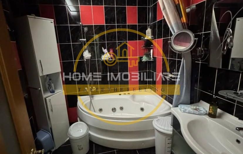Apartament 2Camere 63mp -3Balcoane -Boxa-Bloc din 1987-Zona Rond Vechi! - Poză 4