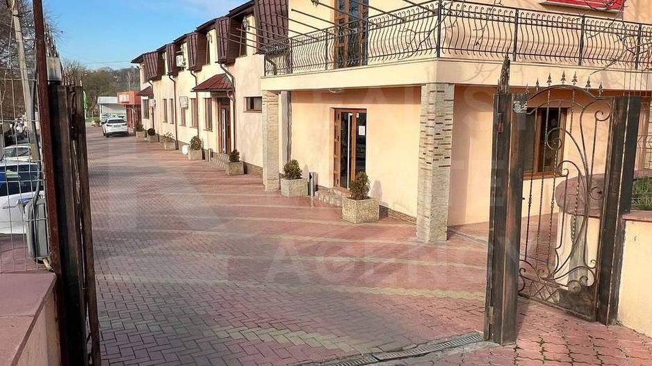 Vânzare, hotel, 1600 mp, str. Alexandru Marinescu, Hâncești - Poză 2