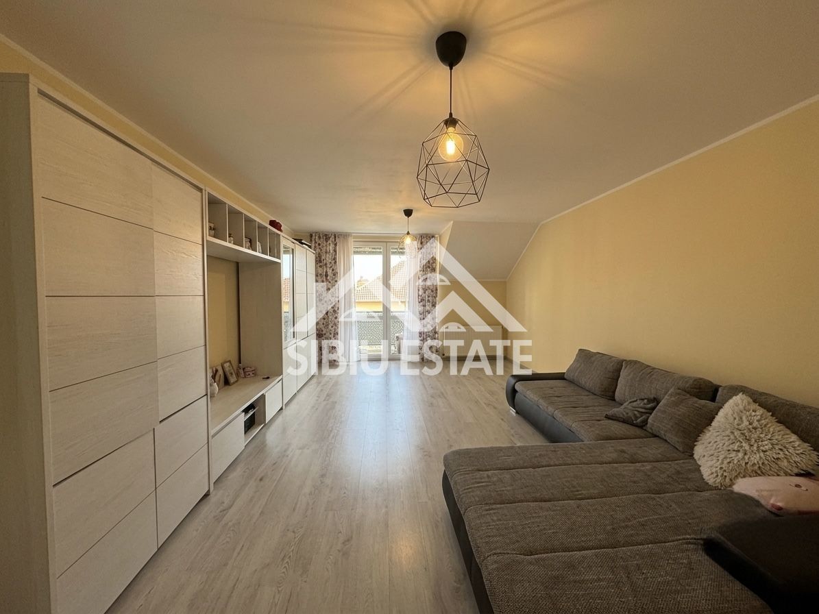 Apartament 2 camere | Balcon panoramic | Str. Rusciorului - Poză 1