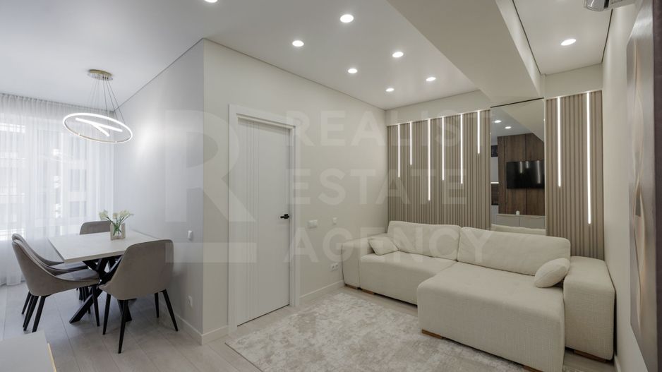 Vânzare, apartament, 3 camere, str. Calea Ieșilor, Sculeni - Poză 7