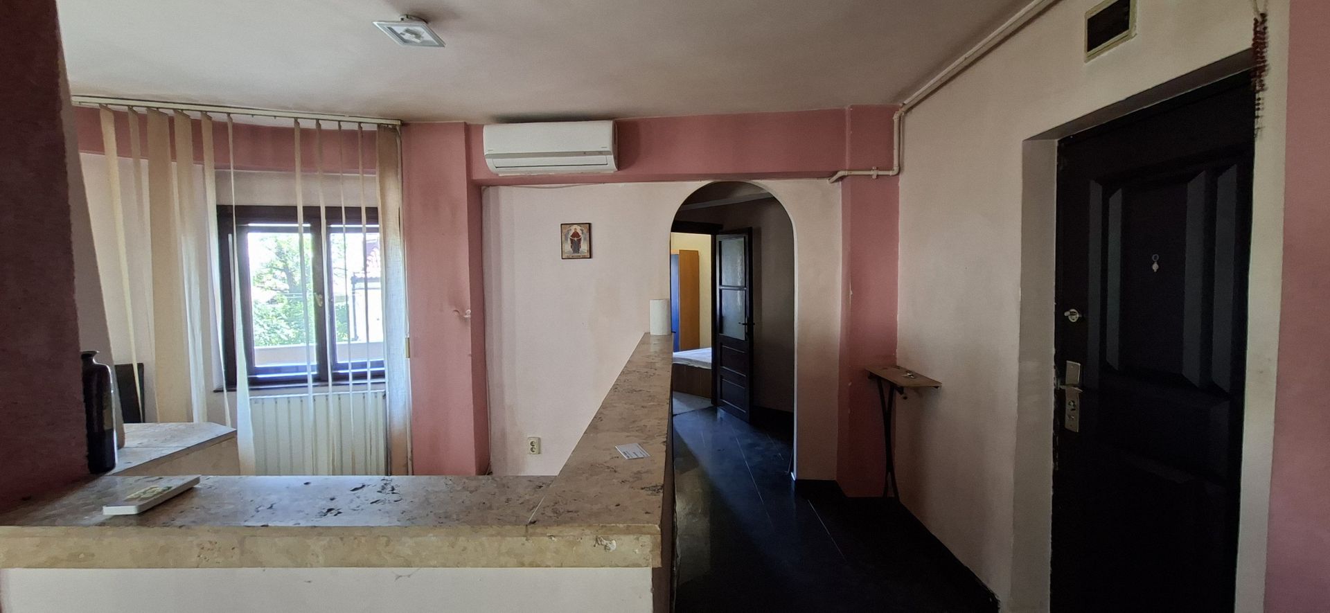 Apartament cu 3 camere - zona semicentrala - Poză 5
