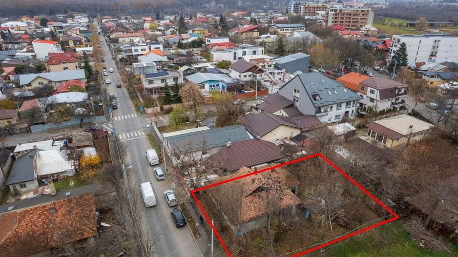 Casa demolabila cu teren 680mp deschidere 20.10ml Sisesti-Vatra Noua - Poză 1