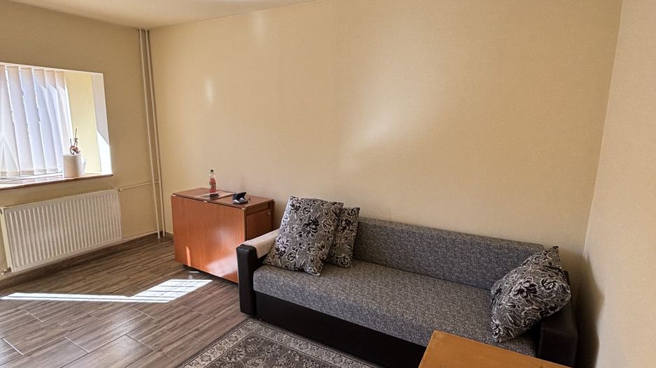 Apartament 1 camera la 10 minute de Iulius Mall - Poză 3