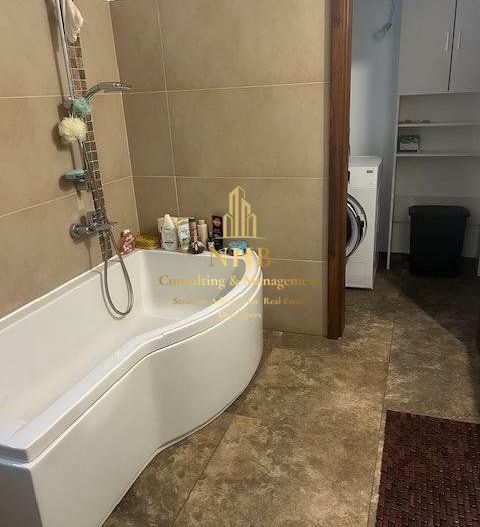 Vila individuală de vazare - Bucureşti- Sector 2- zona Obor-PARCARE - Poză 12