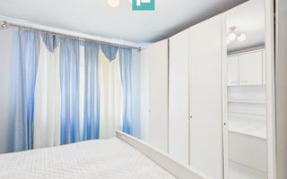 Casă spațioasă în Sântana - Poză 16