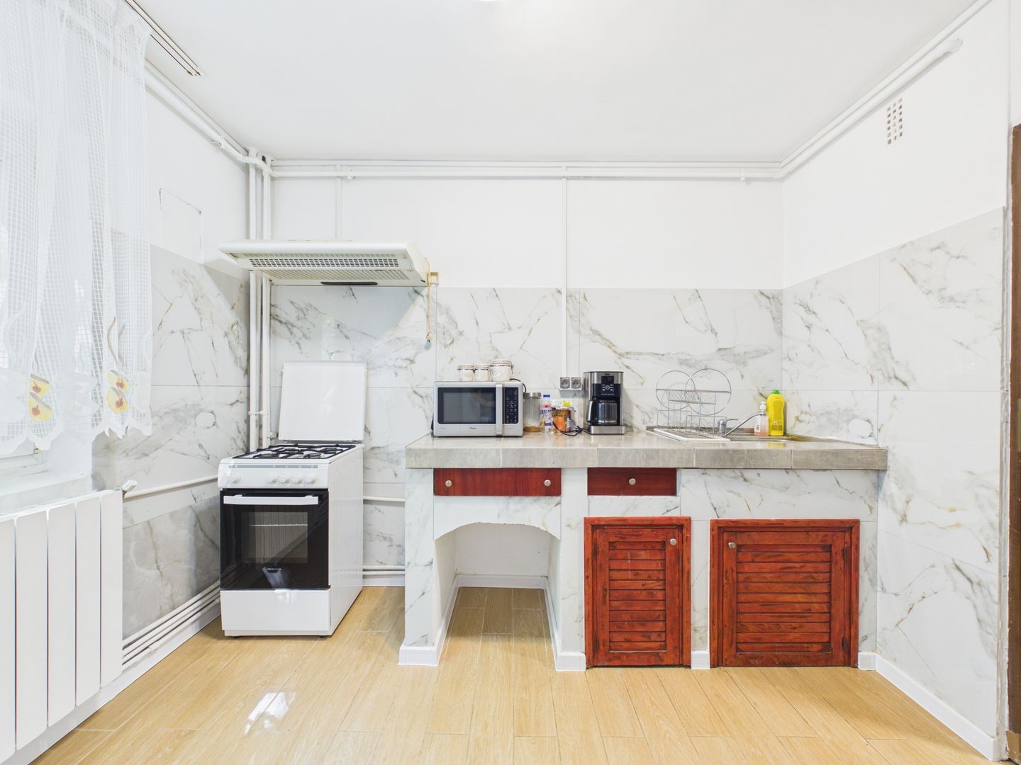 Oportunitate - 2 Apartamente 4 + 2 camere - Zona 13 Septembrie - Poză 20