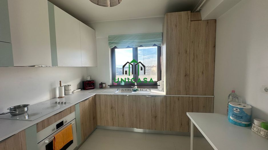 Apartament 4 camere - tip Penthouse - Zona 1 Mai - Poză 9