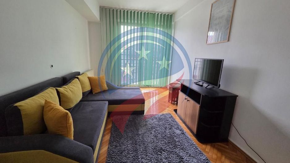 Apartament cu 2 camere ultracentral de inchiriat pe termen scurt (1-6 luni) - Poză 2