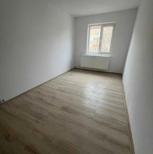Dacia | 4 Camere  | Etaj Intermediar - Poză 4
