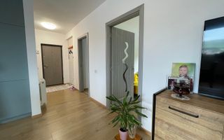Apartament modern,3 camere, Sub Cetate,Floresti, 2 locuri parcare! - Poză 10