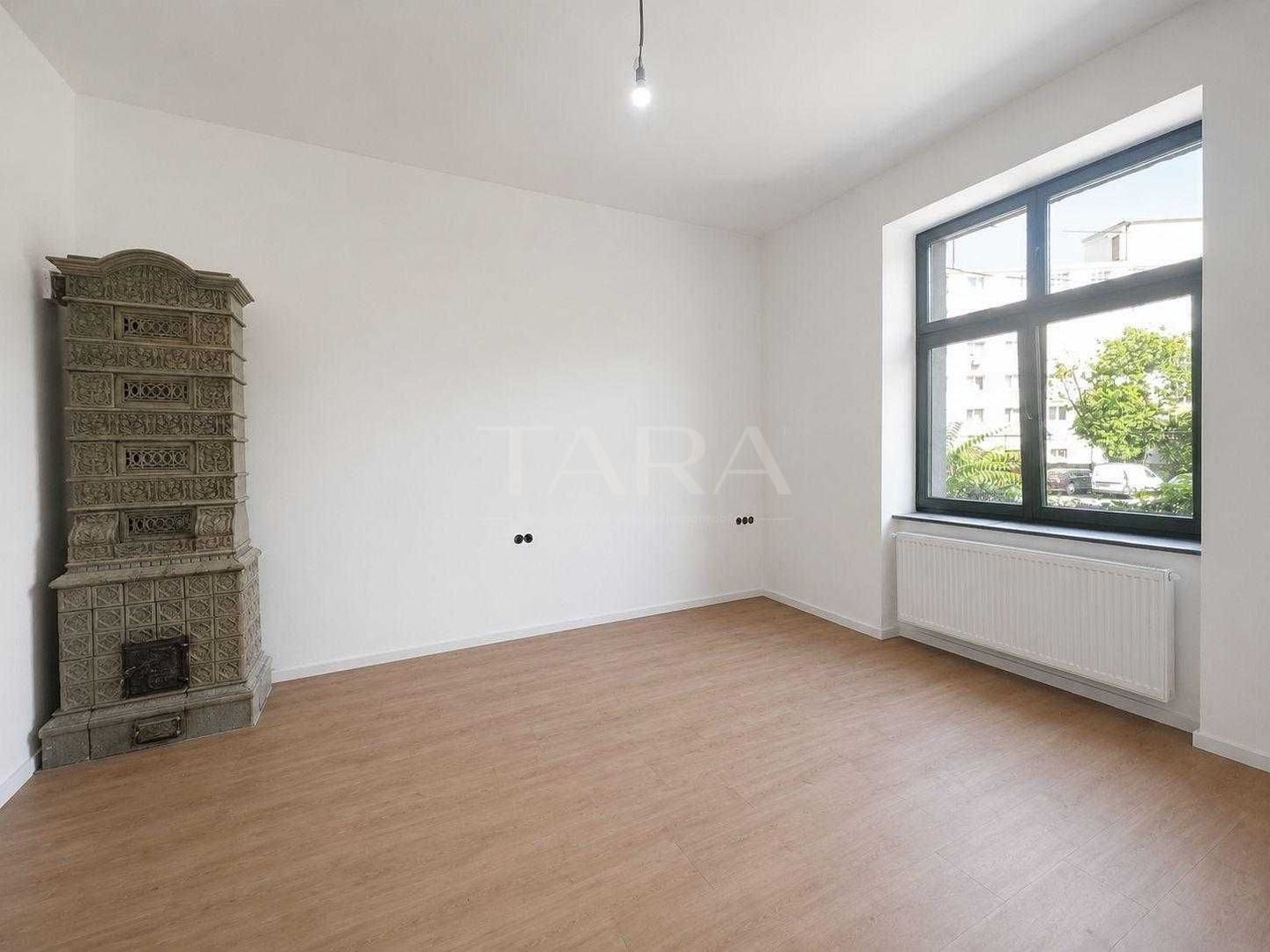 Apartament cu 3 camere, 65 mp, 2 băi, boxă. - Poză 3