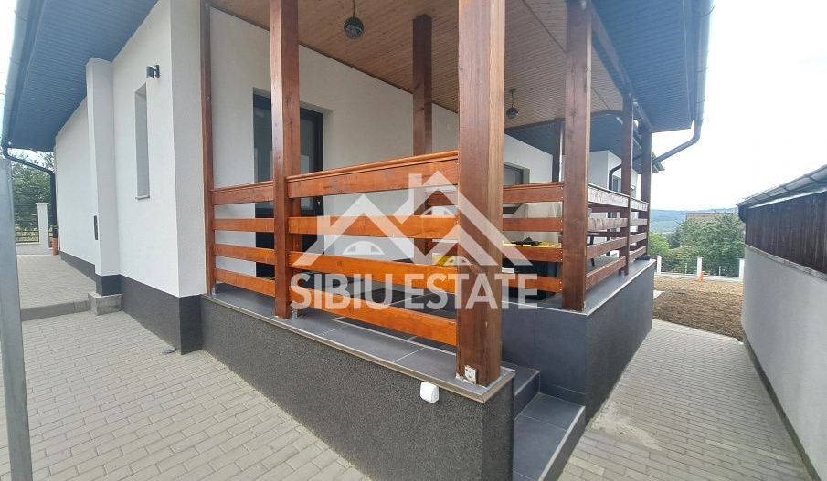 Casa pe un nivel, garaj, teren 600 Sibiu Tocile - Poză 19