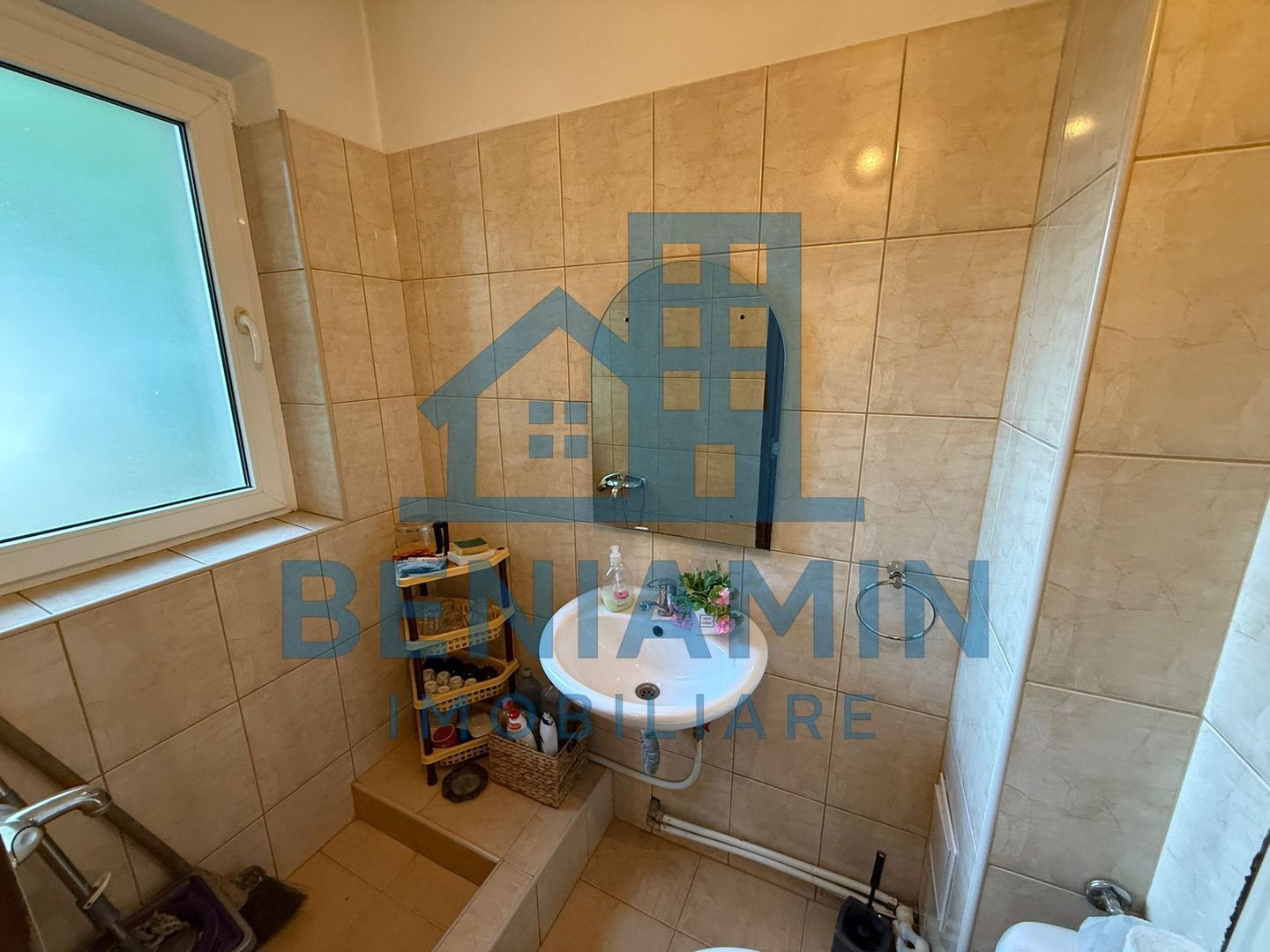 Birou / Apartament de închiriat la casa in centru Gradina Botanica - Poză 4