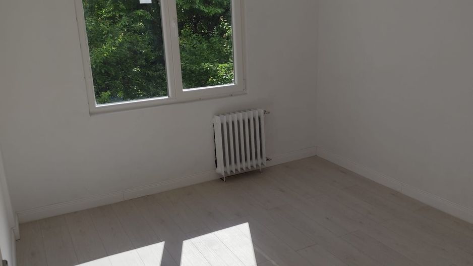 3 camere decomandat  Parcul Drumul Taberei V1 - Poză 1