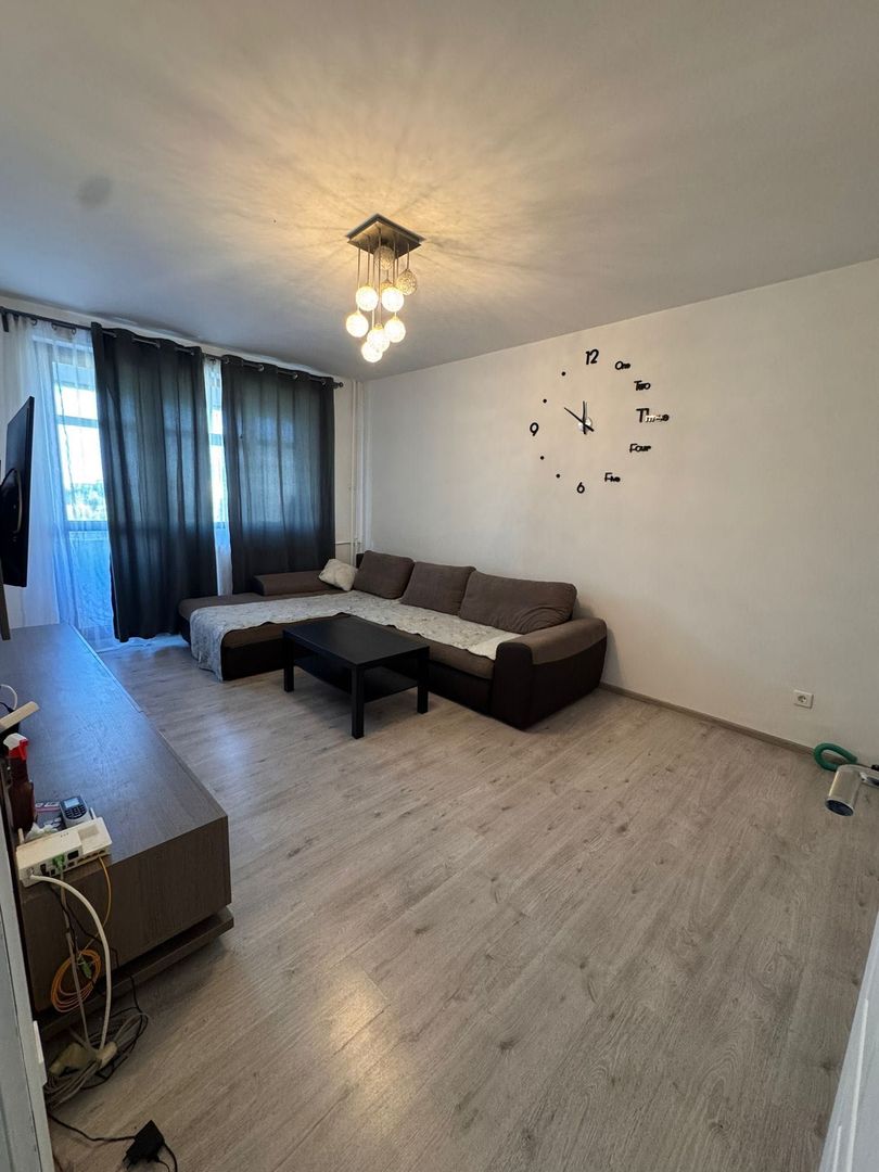 Apartament 3 camere de vanzare Romancierilor - Poză 1