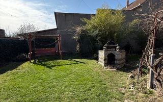 Apartament la casă cu curte proprie 311 mp și acces auto Ioșia, Oradea - Poză 3