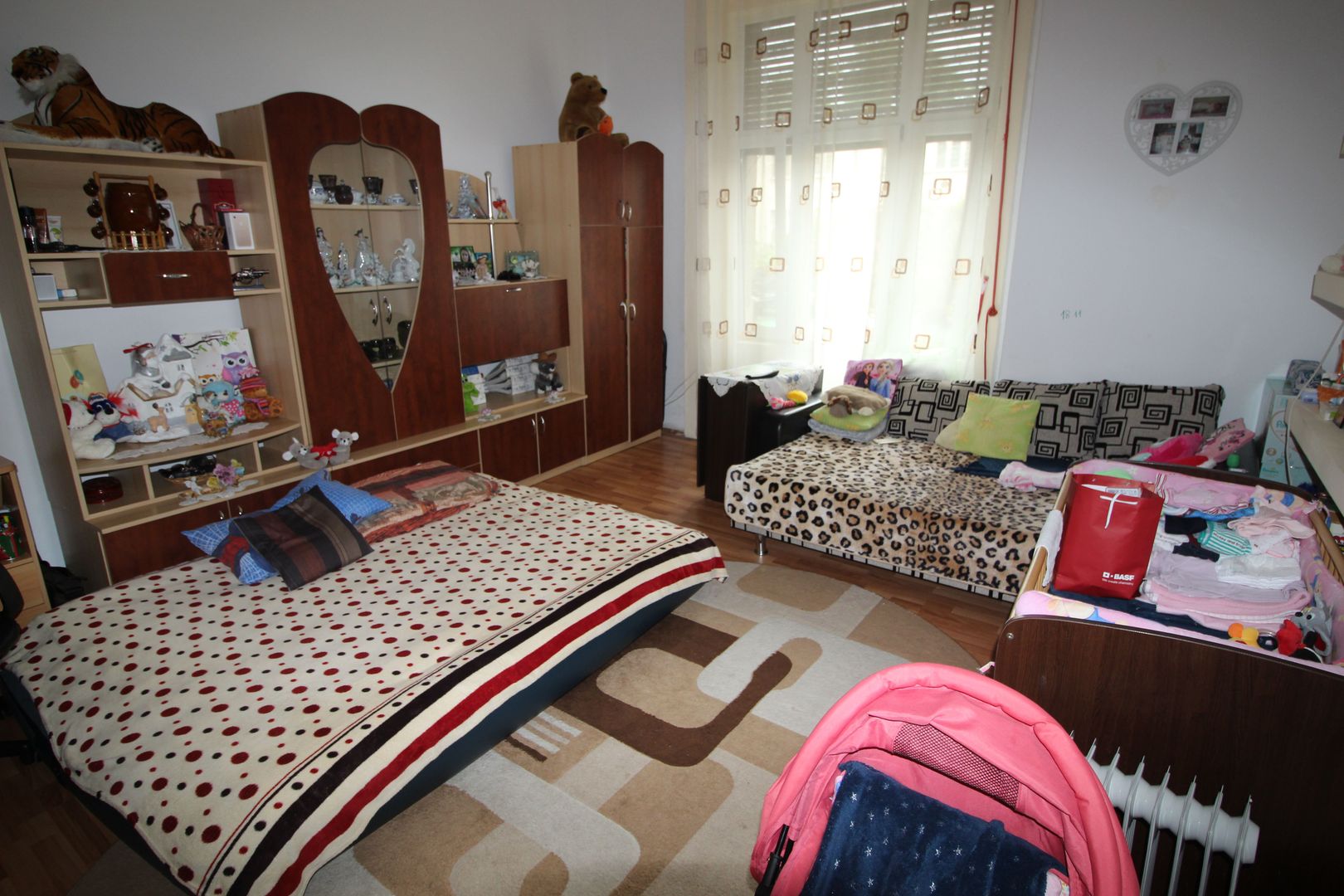 Apartament spatios  in cladire istorica - Poză 6