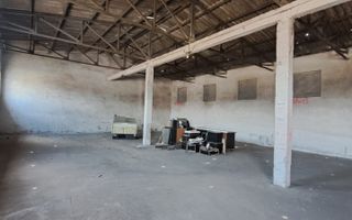 INCHIRIERE HALA INDUSTRIALA | 230 MP | CURTE INTERIOARA | UTILITATI COMPLETE - Poză 4