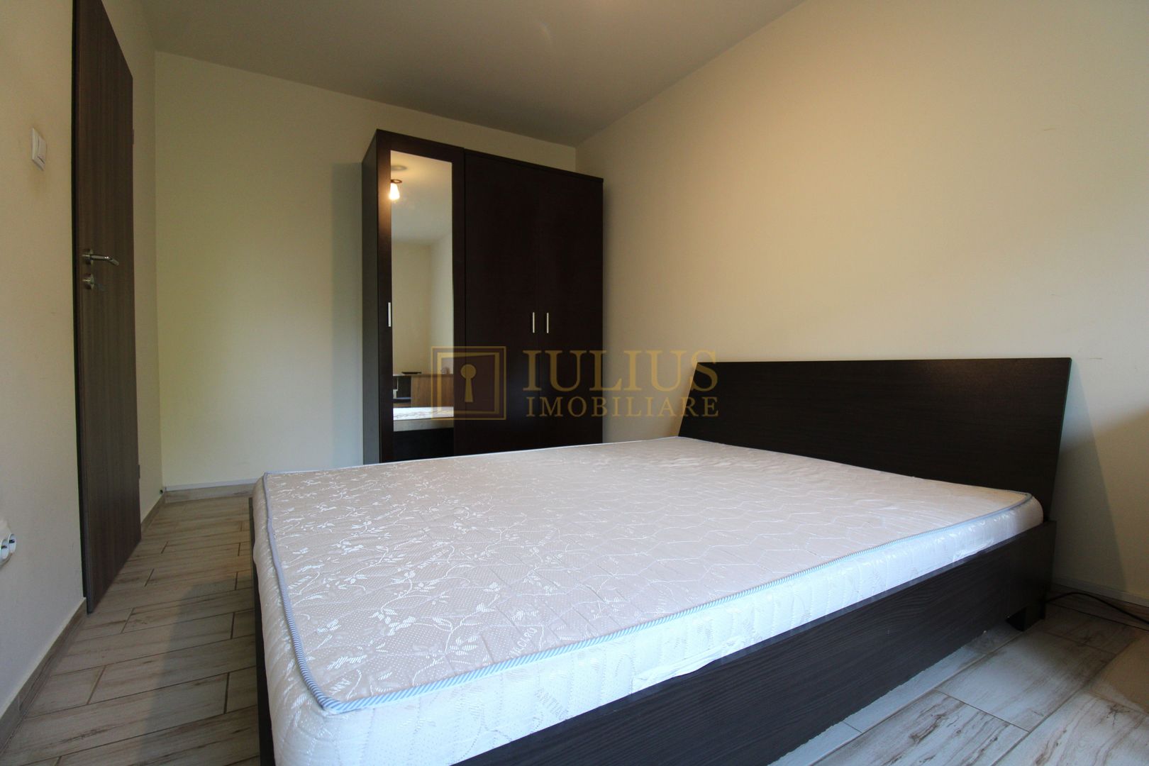 Olimpia, 2 camere, centrala proprie - Poză 6