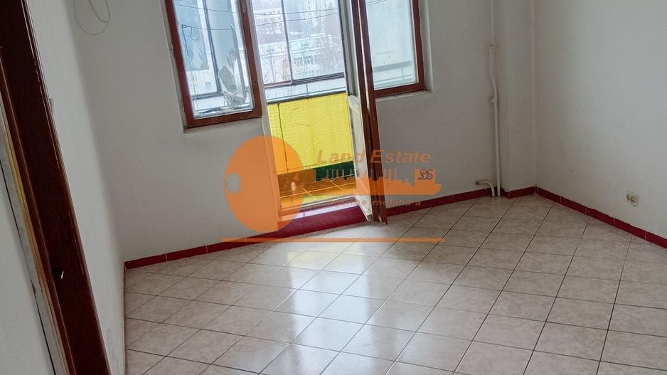 Apartament 2 camere - 55 mp - 800 m metrou Crangasi - Poză 4