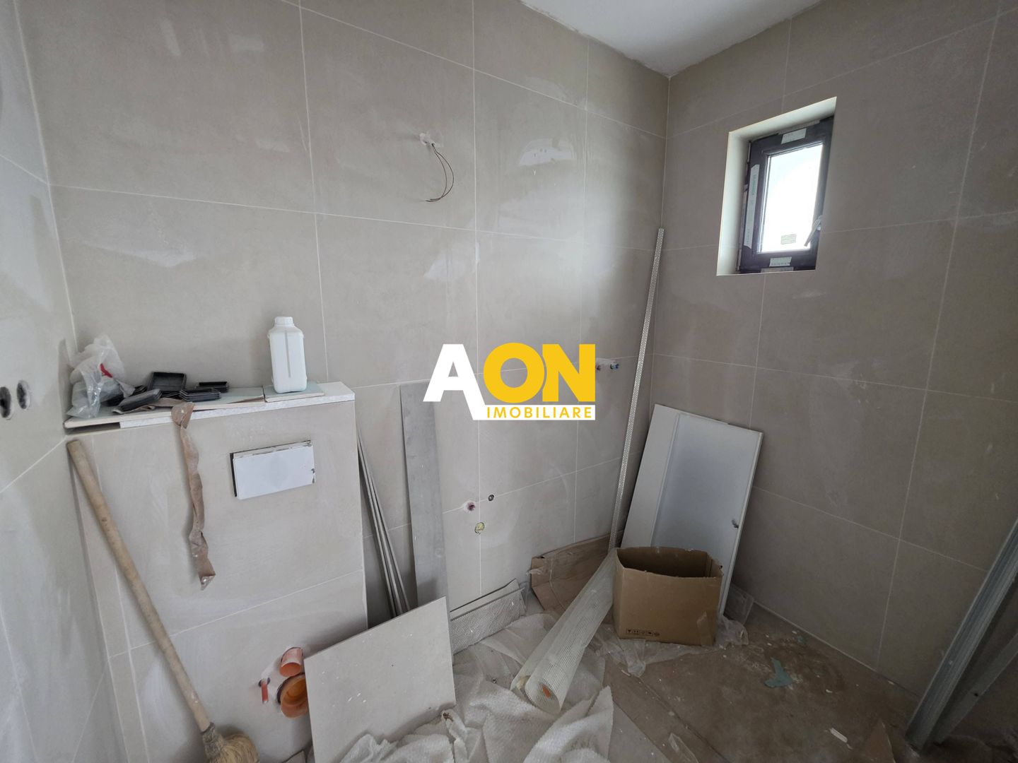 Duplex modern, 4 camere, curte 315 mp, predare mobilata,zonă liniștită - Poză 5