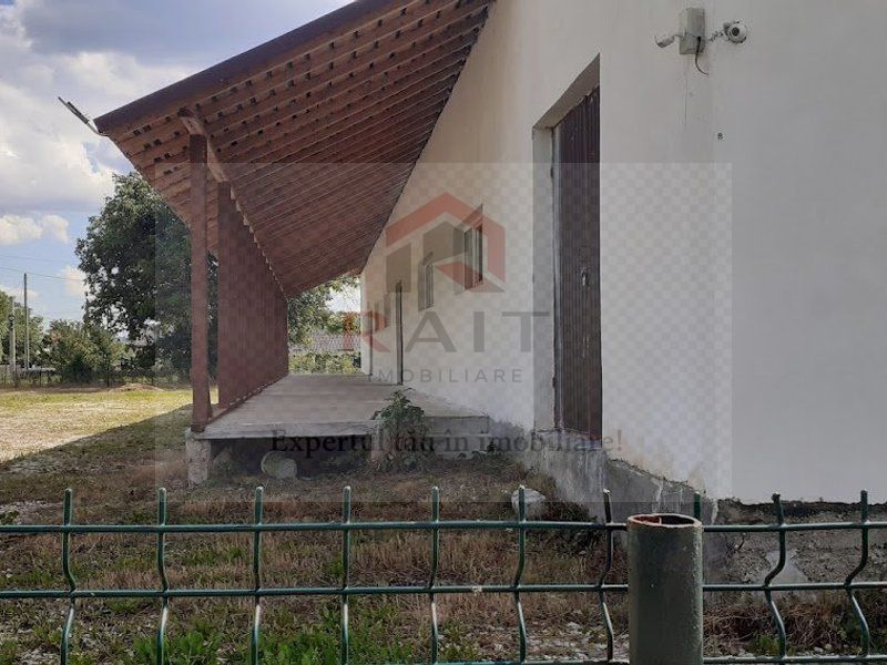 Hala de Inchiriat Godeni Arges - Poză 5