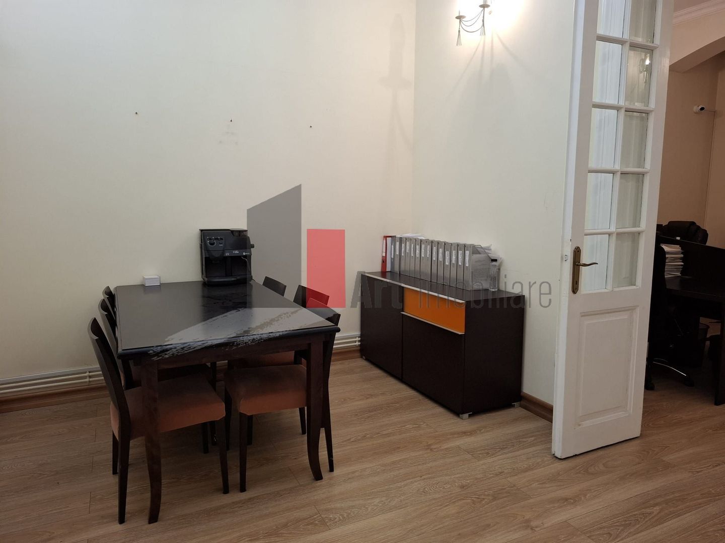 Apartamentul la parter,  Splaiul Independentei-Calea Victoriei - Poză 2