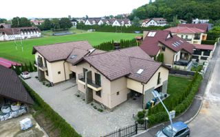 Casă de închiriat în cartierul exclusivist - Green Valley - Poză 3
