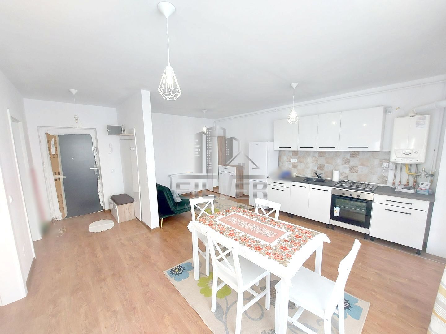 Apartament cu 2 camere/parcare/zona strazii Cetații. - Poză 3