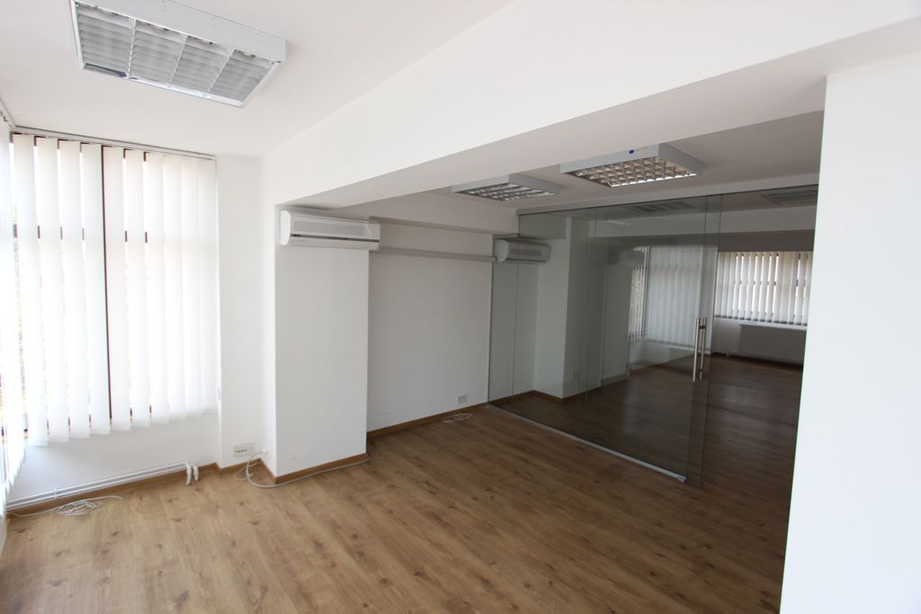Imobil birouri in zona ultracentrala - Poză 20