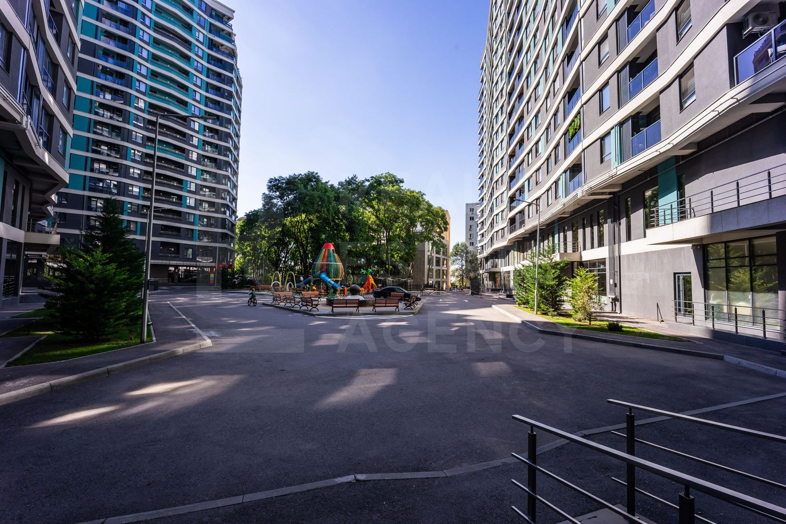 Vânzare apartament, 2 camere 66 mp, Complex Oasis, Rîșcani - Poză 20