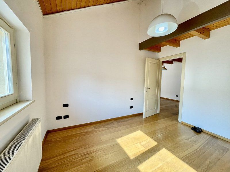 Penthouse pe doua niveluri situat in Piata Unirii - Poză 11