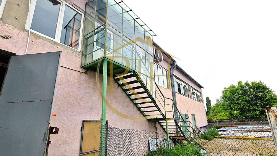 Cladiri si teren de închiriat zona industriala pentru orice tip de activitate. - Poză 4