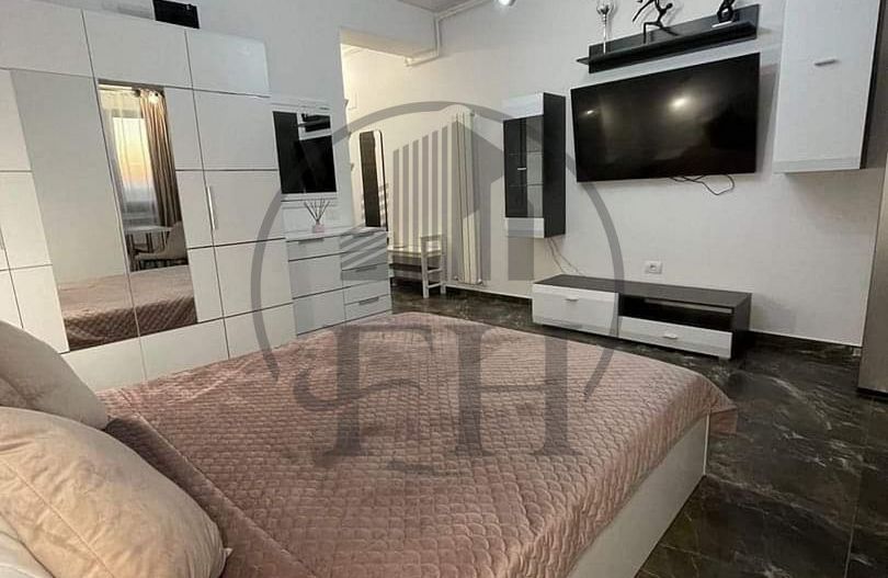 Apartament cu o cameră de închiriat în Nord, Navodari - Poză 1