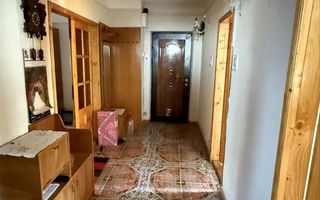 Apartament 3 camere, 86 mp, ultracentral Pașcani - Poză 2