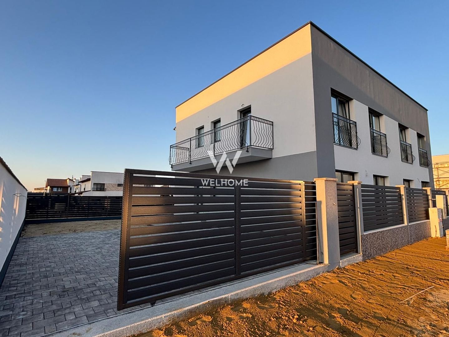 Casa MODERNA 4 camere in Selimbar Triajului - Poză 2