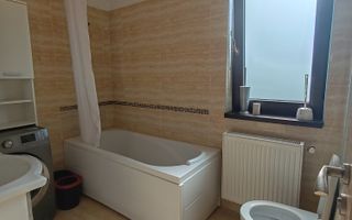 Copou - Sadoveanu - Apartament Decomandat + Parcare! - Poză 8