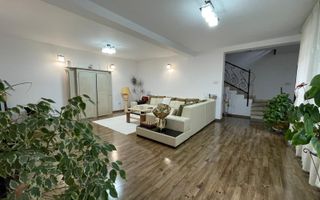 Casa  cu 4 Camere si Garaj in Cartierul Someseni, Cluj-Napoca - Poză 5