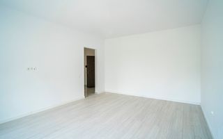 2 Camere, 72 mp, Spatios, Vedere Libera, Finalizat, Bloc Nou, Metrou Preciziei - Poză 4