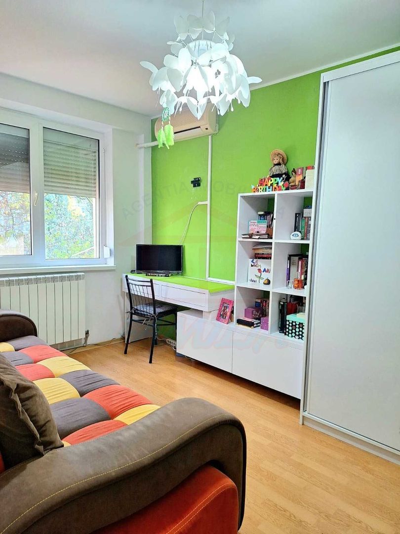 Vanzare apartament 3 camere, Micro 17, 60 mp, 88.000 EURO - Poză 3