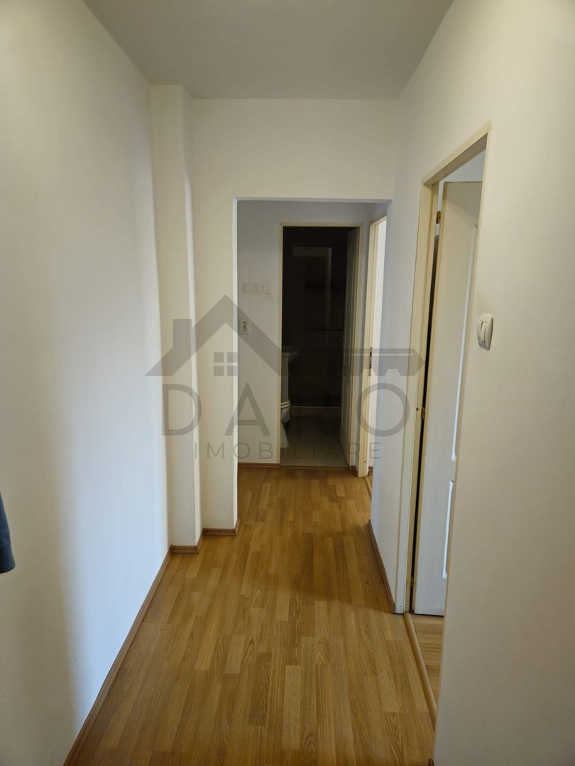 Apartament de vânzare cu 2 camere zona Tudor - Poză 1