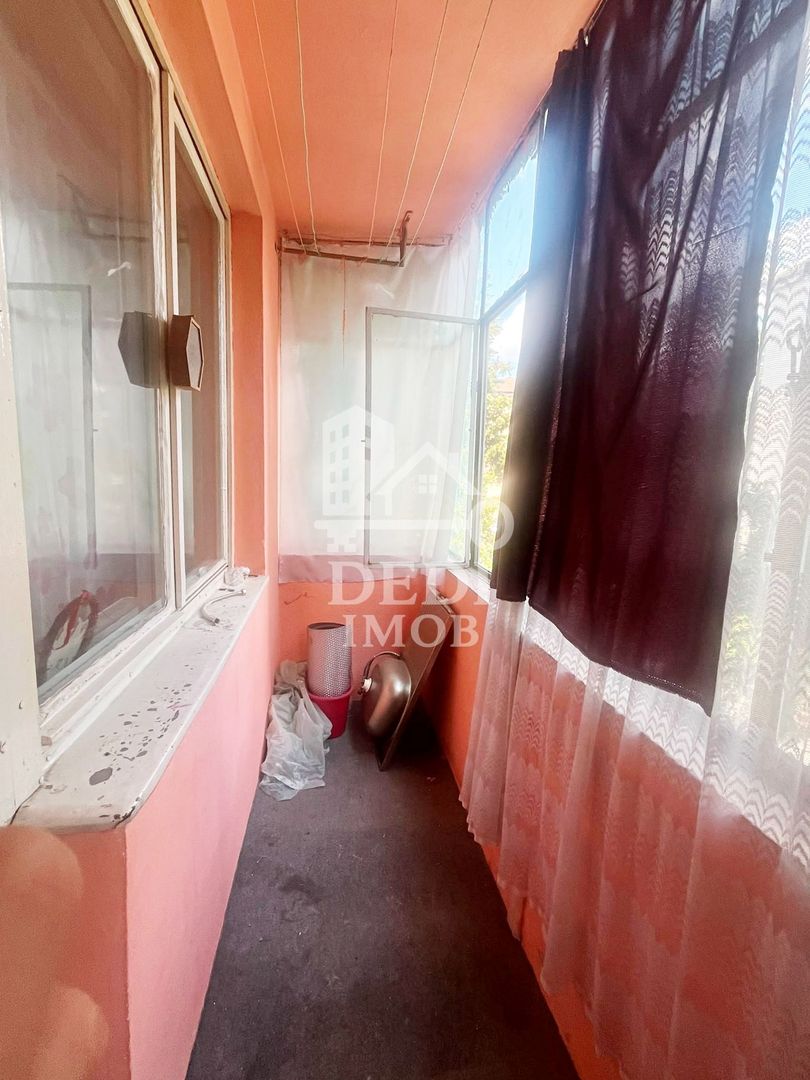 Apartament 1 camere de de vanzare zona Rogerius, Oradea - Poză 4