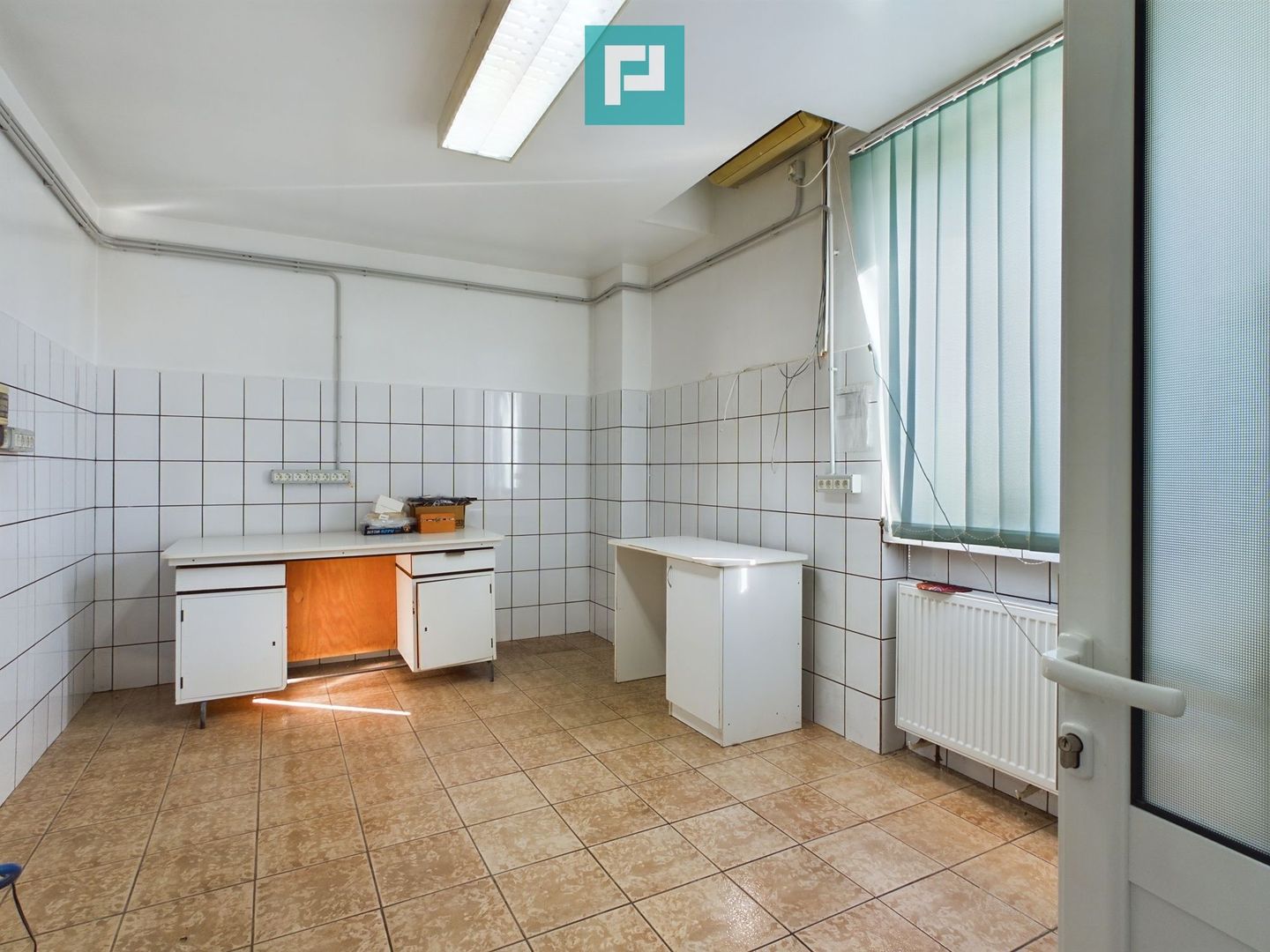 Spațiu medical generos situat ultracentral - Poză 4