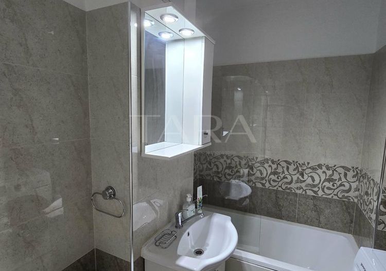 Garsonieră cochetă, complet renovată de vânzare în Mărăști. - Poză 6