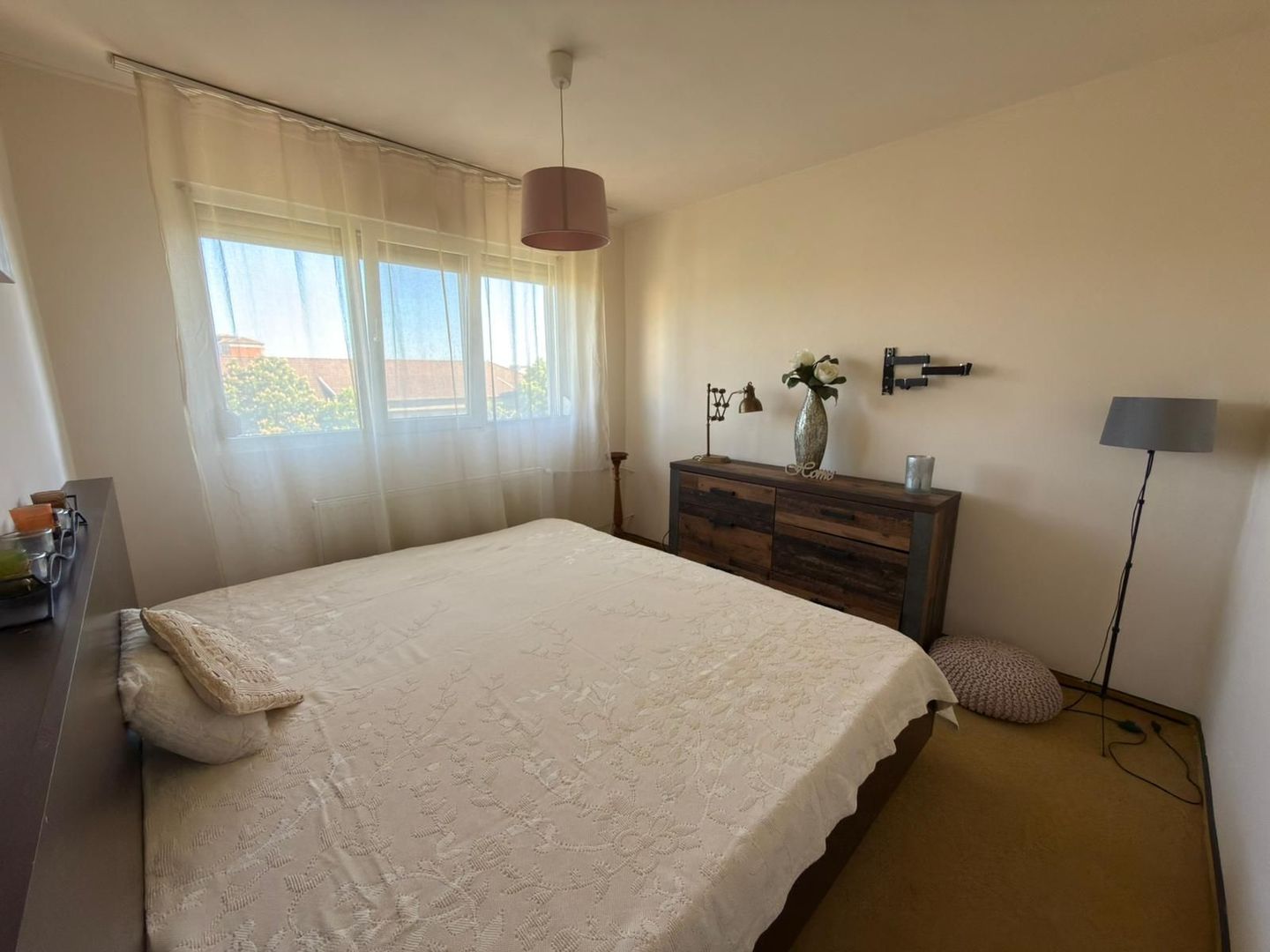 Ap 3 camere, decomandat,etaj 5 – zona Piața Rogerius.Pret 108.000 euro - Poză 2
