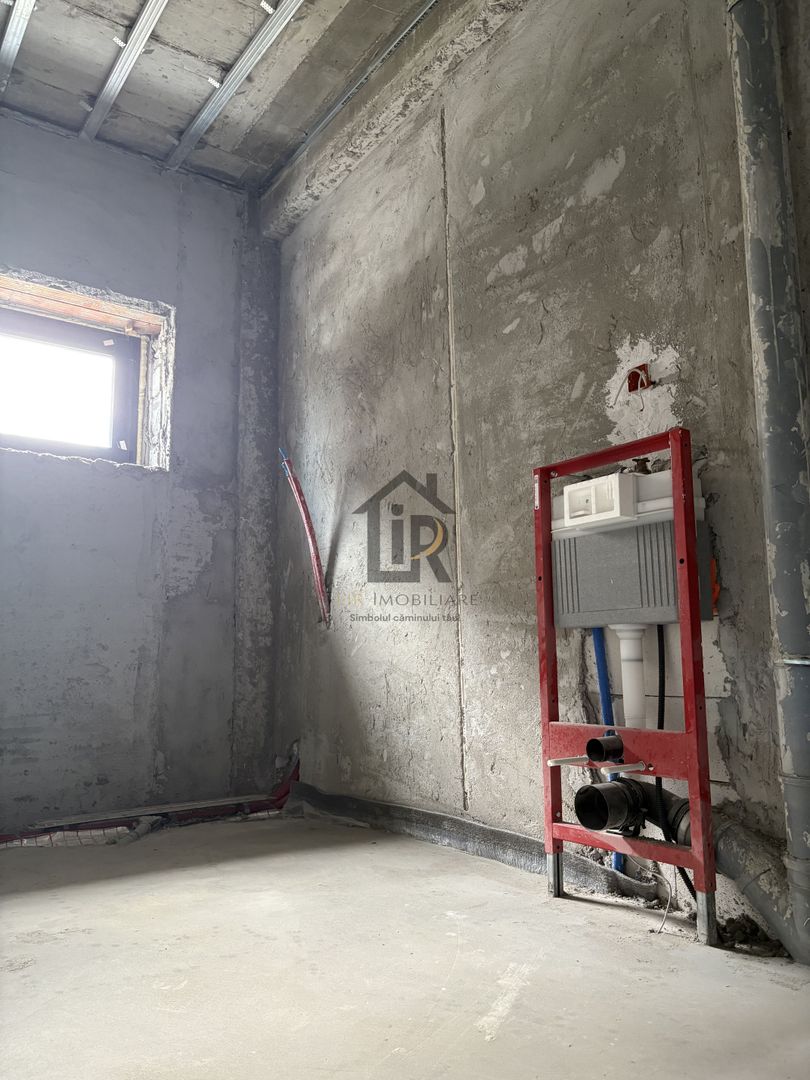 VILĂ superba – STIL MEDITERANEAN CU PRIVELIȘTE LA LAC - Poză 18