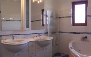 Vila Snagov langa padure / lac - Poză 8