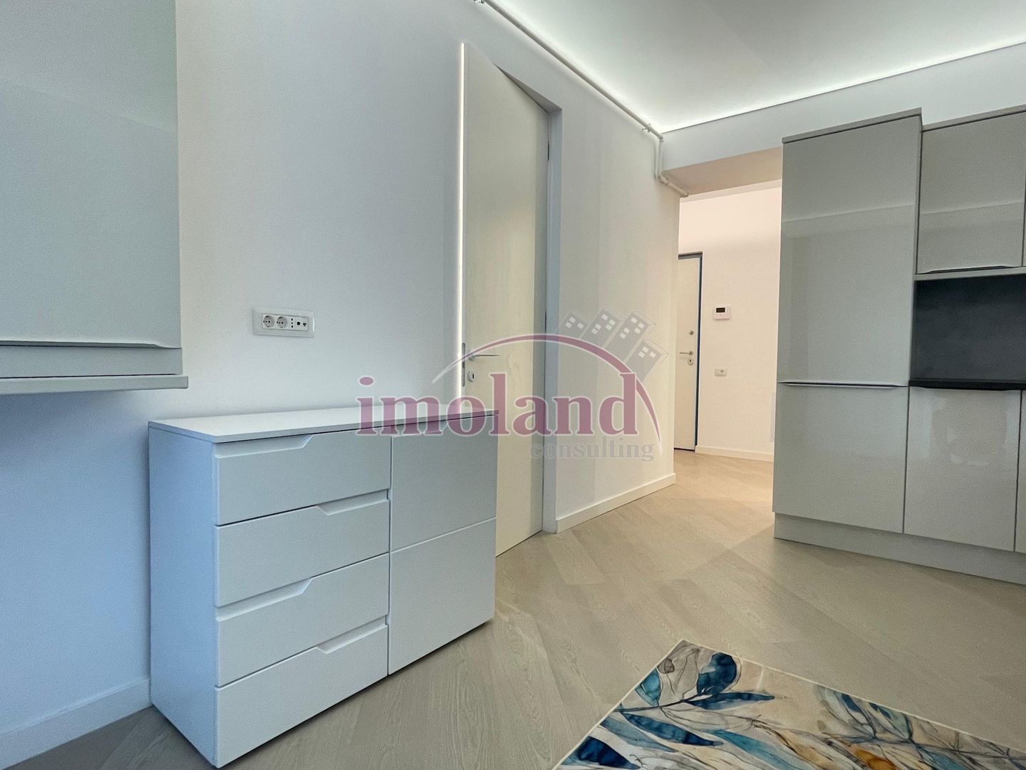 Vanzare apartament 2 camere - Cortina North / Pipera mobilat si utilat - Poză 13