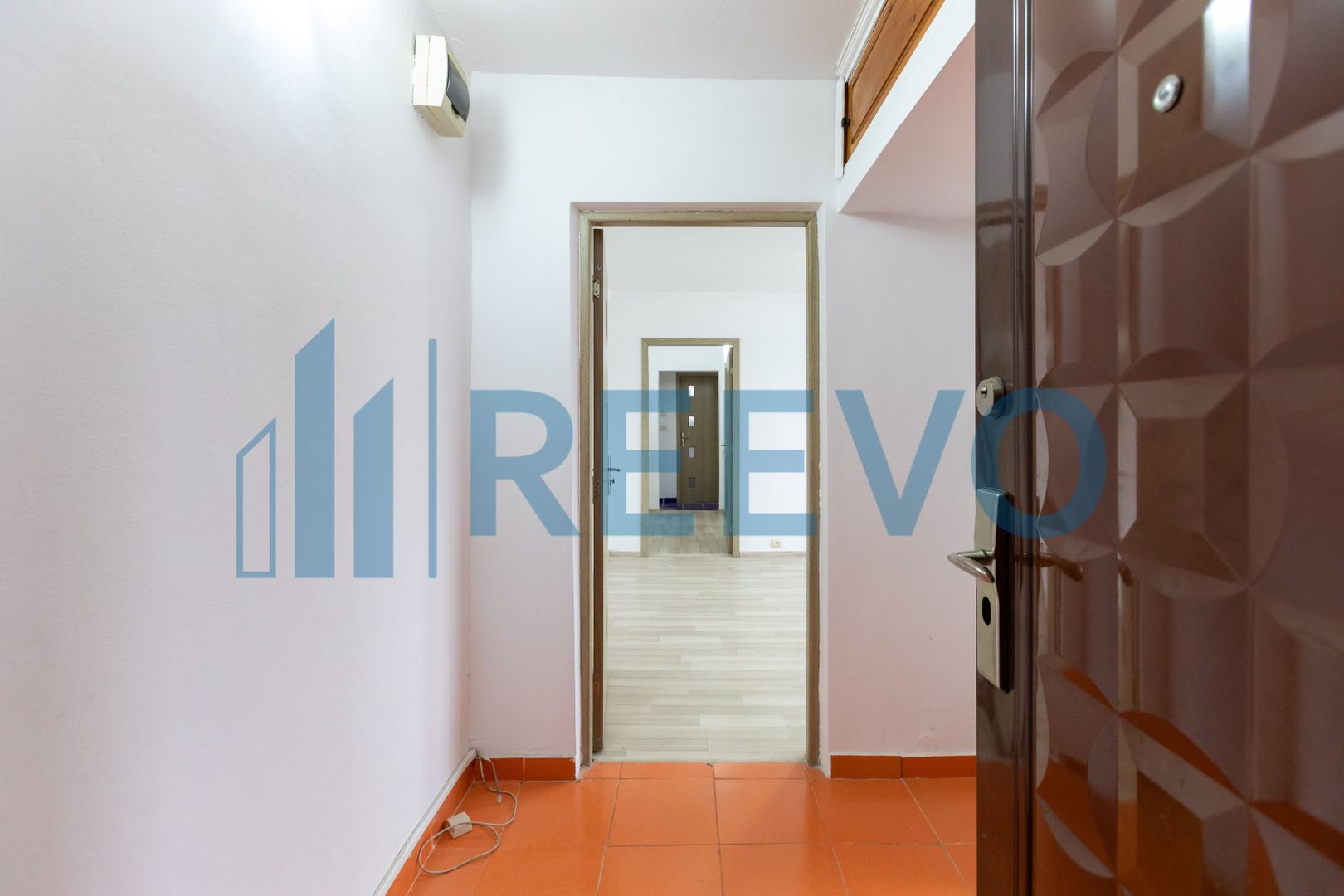 Apartament 3 camere semidecomandat – Str. Pictor Theodor Aman nr. 8 Comision 0% - Poză 3