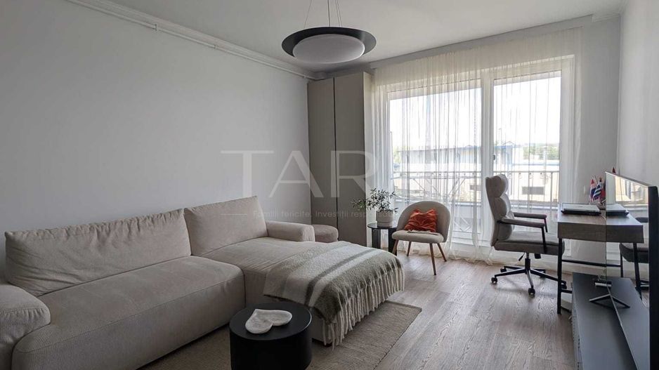 Apartament 2 camere, etaj 1, lift, balcon 13 mp. - Poză 1